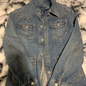 seriously cute jean jacket